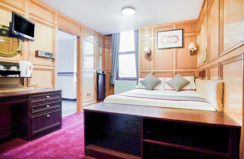 Newcastle-upon-Tyne Hotel | OYO The Rowers Hotel, Dunston Gateshead