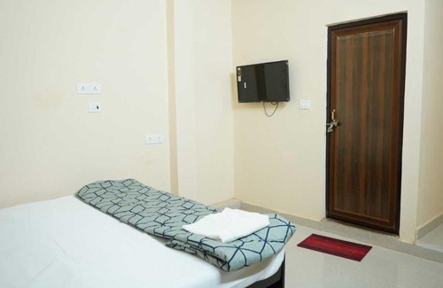 Mohangarh Hotel | OYO Vinayak Hotel