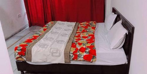 Malviya Nagar Hotel | OYO Welcome Max Residency Near Dlf Avenue Saket