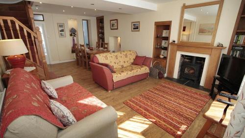 Mumbles House | Oyster Cottage