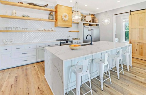 Port St. Joe House | Oyster cove- Beach front -pet friendly -elevator