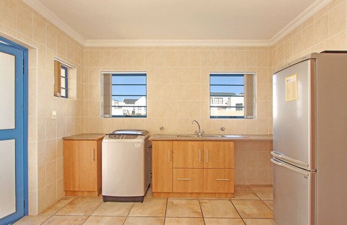 Langebaan House | Oyster Retreat - Four Bedroom House, Sleeps 8