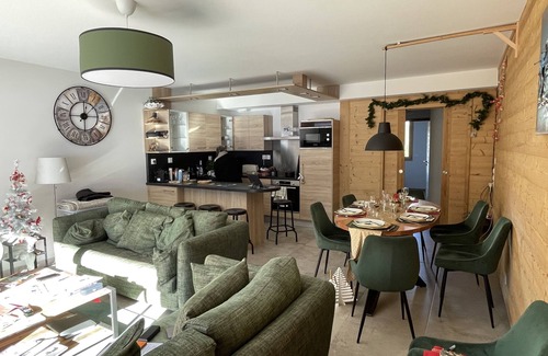 Oz Apartment | OZ/Domaine d'Alpe d'Huez, facing south, ski-in ski-out, 4 rooms, 3 bedrooms, 8 p