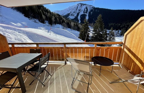 Oz Apartment | OZ/Domaine d'Alpe d'Huez, facing south, ski-in ski-out, 4 rooms, 3 bedrooms, 8 p