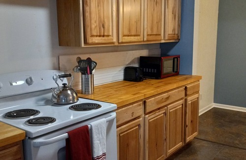 Warsaw House | Ozark Family Getaway in beautiful Warsaw.