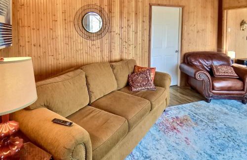 Eureka Springs House | Ozark Rambler Cabin