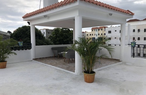 Mendoza House | Ozuna House