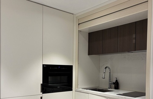 Seocho-dong Apartment | P Fully Furnished Studio in Seocho/Gangnam – 5min to Subway