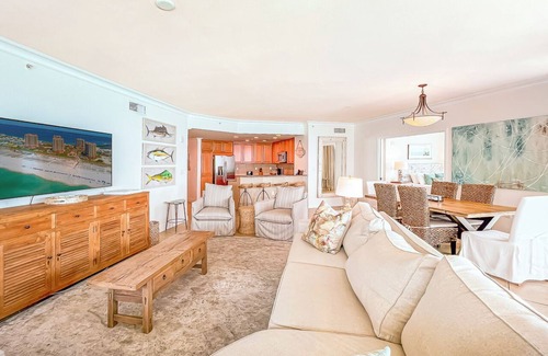Pensacola Beach Condo | P1-1901 Welcome to The Good Life - 3B Gulf Front Condo Sleeps 10