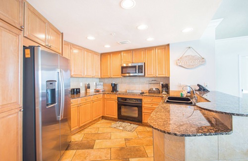 Pensacola Beach Condo | P1-1901 Welcome to The Good Life - 3B Gulf Front Condo Sleeps 10