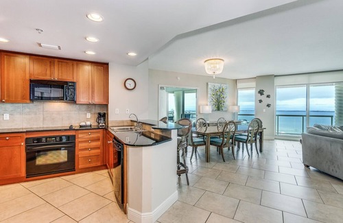 Pensacola Beach Condo | P5-1304 3B Skyhome with Excellent Gulf and Sunset Views! Sleeps 10