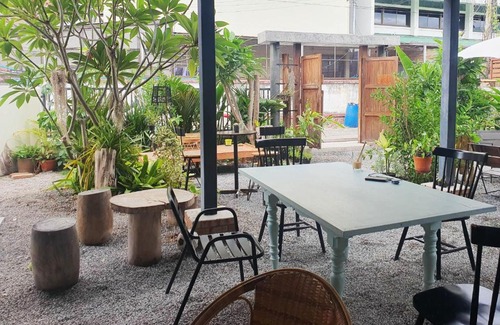 Old City House | Pa Rang cafe & art stay