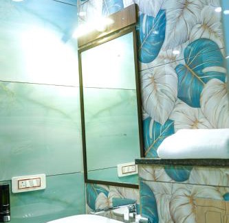 Haridwar Hotel | Paarth Grand