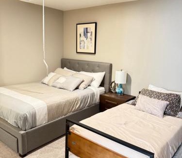 Ocean Park Apartment | Pacific Blue Townhome Walk to Ocean 2 Bed Apt WITH FREE PARKING