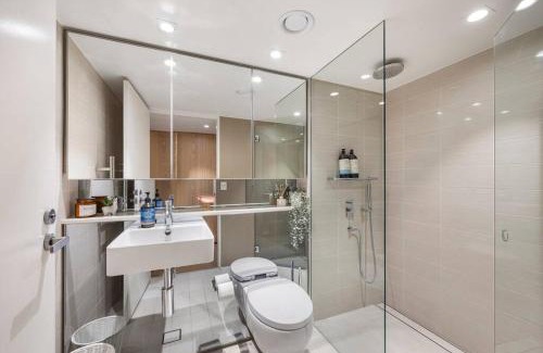 Bondi Beach Apartment | Pacific Chic Luxury Pad - Beachfront Aircon Lift