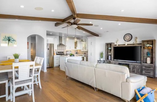 Ventura House | Pacific Combo, Ocean Views, Patio, Walk To Downtown