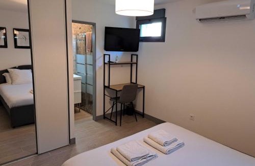 Chalifert House | Pacific Green-80M2-Clime-2 big Suites-Parking privé 2 cars-Jardin-Confort