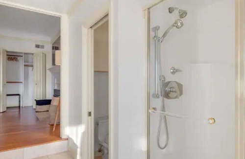 Pacific Heights Condo | Pacific Heights Penthouse Apt with Panoramic Views!