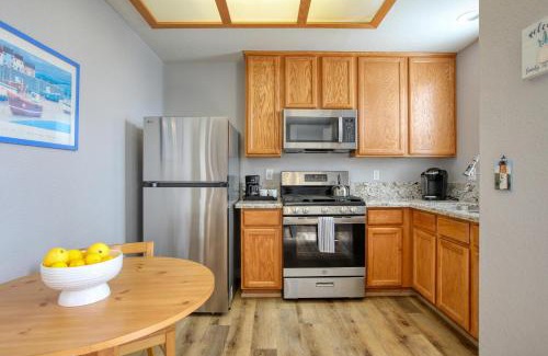 Oceano House | Pacific Plaza #609 - Offshore Oasis - 1BdrmUp-K-FSofa