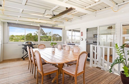 Kingscliff House | Pacific Waves - Pet Friendly Original Beach House