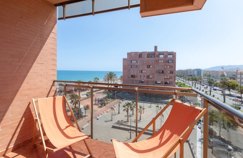 Carretera de Cadiz House | PACIFICO PLAYA - Modern apartment facing the sea in Malaga - Free Wifi