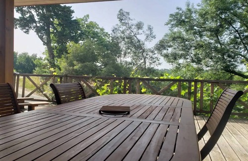 Bouliac Ski Chalet | Pagode Avec vue Imprenable aux Portes de Bordeaux