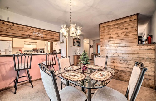 Pagosa Springs Condo | Pagosa Condo w/Deck, 4 Mi to Hot Springs & Dtwn
