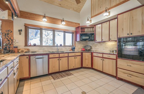 Pagosa Springs House | Pagosa Springs Family Retreat w/Game Room & Views