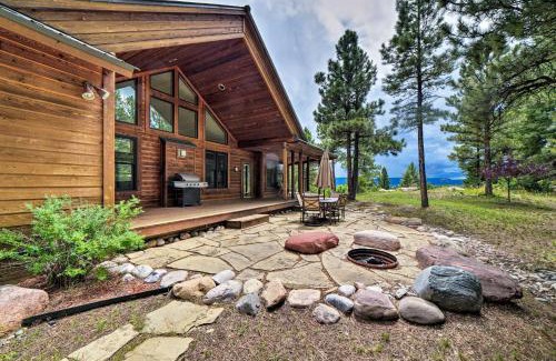 Twin Creek Village House | Pagosa Springs Home with Patio, Grill and Hot Tub!