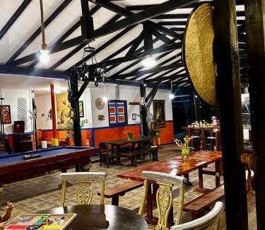 Filandia Hotel | Paisaje Cafetero Hotel Con Piscina y desayuno - Filandia