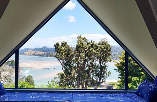 Coromandel Forest Park Cottage | Paku Escape - Tairua Bach