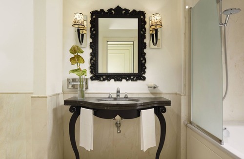 Catania City Centre Hotel | Palace Catania | UNA Esperienze