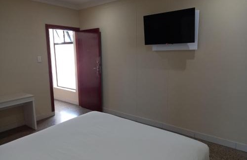 Durban Hotel | Palace Lodge Reservoir Hills