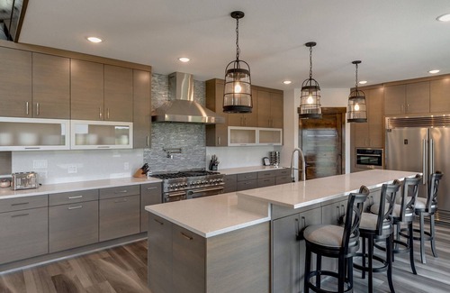 Hillman House | Palace On Platte Lake