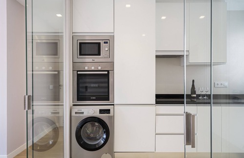 Moncloa-Aravaca Apartment | PALACIO REAL - MADRID, 2HH, 2 BAÑOS, 6 PAX