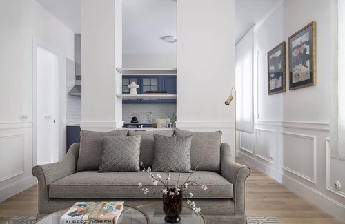 Embajadores Apartment | Palacio Tirso De Molina