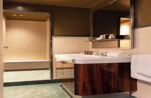 Quartier des Invalides Apartment | Palais Bourbon Hotel - Room 24 - 2P - Invalides
