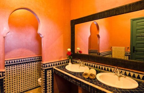 District of Sidi Youssef Ben Ali House | Palais Riad Berbère