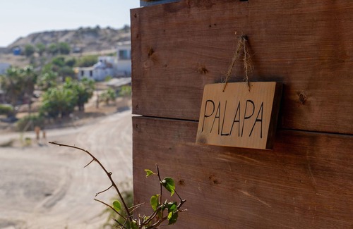 La Fortuna House | Palapa Hut with WiFi, steps from ocean & surfing in La Fortuna San Jose del Cabo