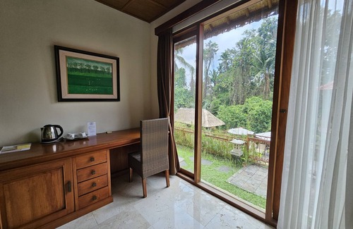 Melayang Villa | Palatial 9Bdr Private Pool Villa