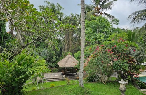 Melayang Villa | Palatial 9Bdr Private Pool Villa