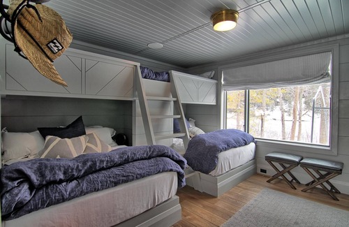 Muskoka Lakes Cottage | Palatial and private 7 Bed | 6 Bath Lake Rosseau! Sunsets!