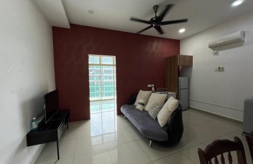 Taman Mount Austin Apartment | Palazio Studio by Wendy