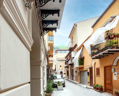 Monreale House | Palazzo al Carmine