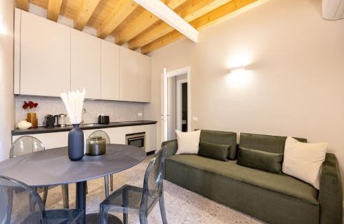 Vicenza Apartment | PALAZZO CIVIDALE Suite in the City Center