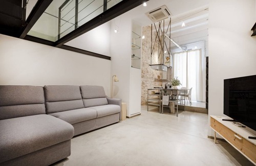 Old Town Apartment | Palazzo D’Amelj – Modern Loft in the Heart of Bari Vecchia