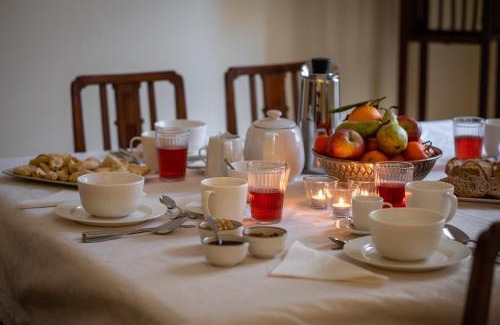 Centro Storico House | PALAZZO GARZIA - Dimora storica