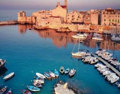 Giovinazzo Apartment | Palazzo interno 3