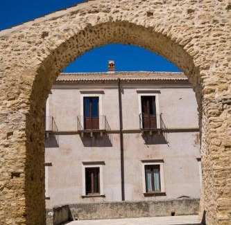 Tricarico House | Palazzo Laureano - Dimora Storica