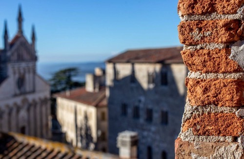 Massa Marittima Apartment | Palazzo Malfatti- Superior penthouse with two bedrooms for 6 people